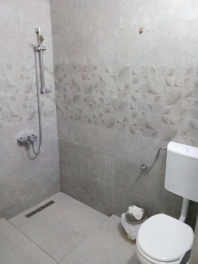 בודווה Tara Deluxe Apartment מראה חיצוני תמונה