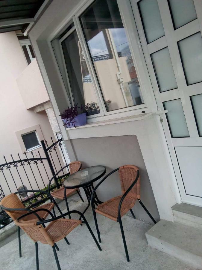 בודווה Tara Deluxe Apartment מראה חיצוני תמונה