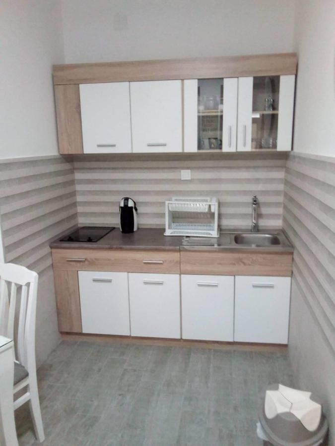 בודווה Tara Deluxe Apartment מראה חיצוני תמונה