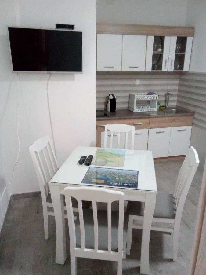 בודווה Tara Deluxe Apartment מראה חיצוני תמונה
